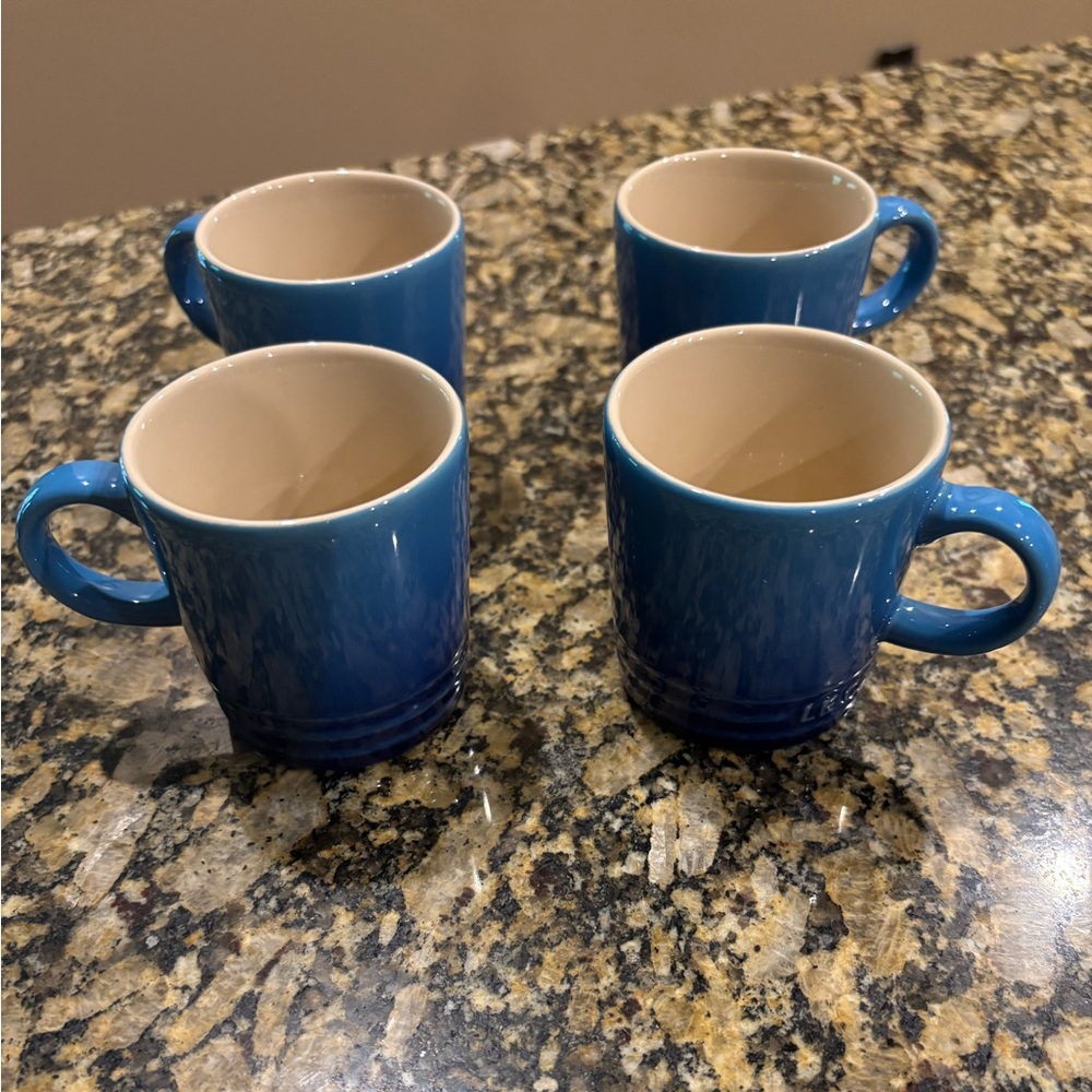 NWT-Le Creuset Espresso Mug Set of 4